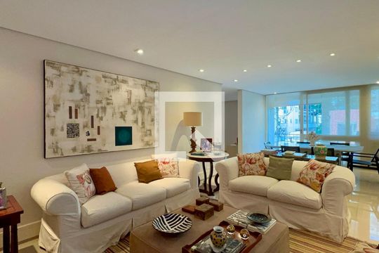 Sala de apartamento à venda com 3 quartos, 200m² em Jardim Paulista, São Paulo