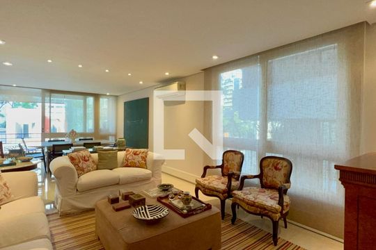 Sala de apartamento à venda com 3 quartos, 200m² em Jardim Paulista, São Paulo