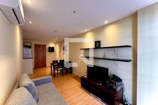 Sala de apartamento à venda com 1 quarto, 56m² em Flamengo, Rio de Janeiro