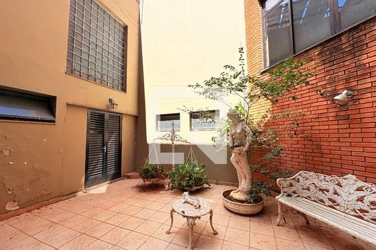 Casa à venda com 3 quartos, 1037m² em Vila Isabel Eber, Jundiaí