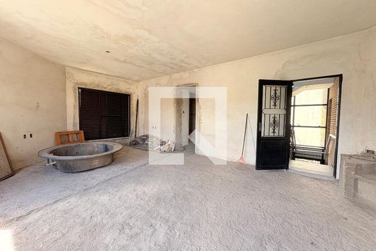 Casa à venda com 3 quartos, 1037m² em Vila Isabel Eber, Jundiaí