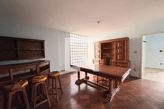 Casa à venda com 3 quartos, 1037m² em Vila Isabel Eber, Jundiaí