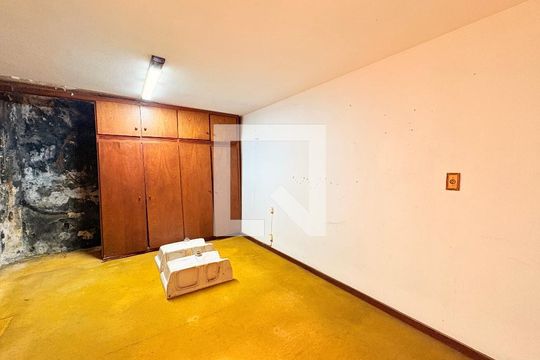 Casa à venda com 3 quartos, 1037m² em Vila Isabel Eber, Jundiaí
