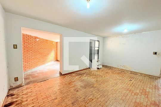 Casa à venda com 3 quartos, 1037m² em Vila Isabel Eber, Jundiaí