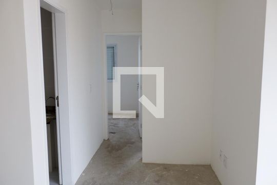 sala de apartamento para alugar com 2 quartos, 61m² em Km 18, Osasco
