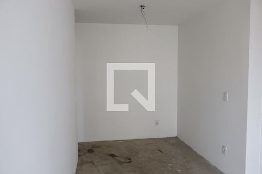 sala de apartamento para alugar com 2 quartos, 61m² em Km 18, Osasco