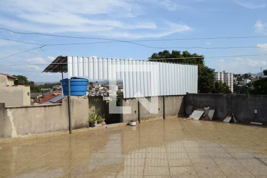 Terraço de casa à venda com 2 quartos, 250m² em Goiânia, Belo Horizonte