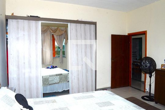 Quarto 1 de casa à venda com 2 quartos, 250m² em Goiânia, Belo Horizonte