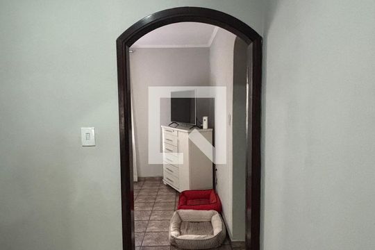 Corredor de casa à venda com 3 quartos, 171m² em Vila Homero Thon, Santo André
