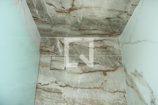 Banheiro Social de apartamento para alugar com 2 quartos, 55m² em Jardim Sabiá, Cotia