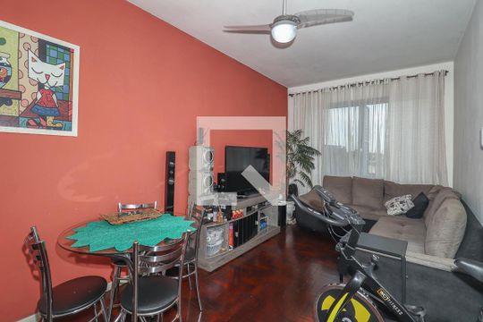 Sala de apartamento à venda com 2 quartos, 69m² em Floresta, Porto Alegre