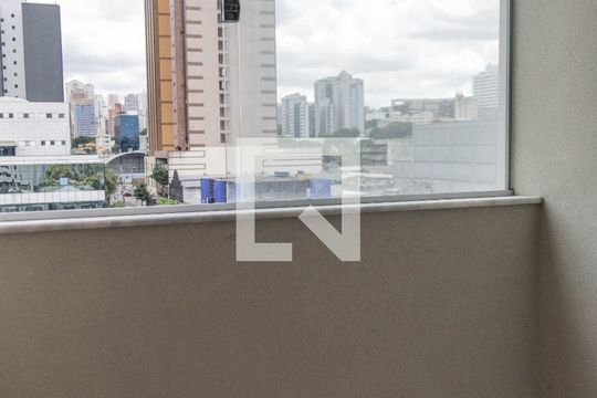 Varanda de kitnet/studio para alugar com 1 quarto, 40m² em Barro Preto, Belo Horizonte