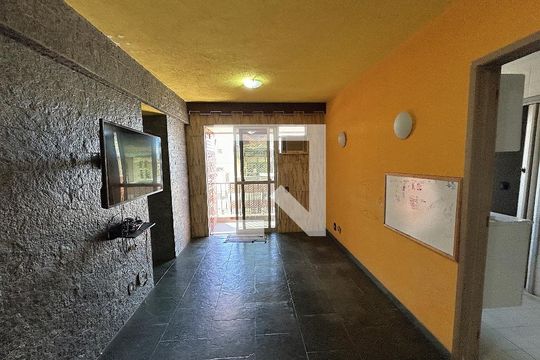 Sala de apartamento para alugar com 2 quartos, 65m² em Praça Seca, Rio de Janeiro