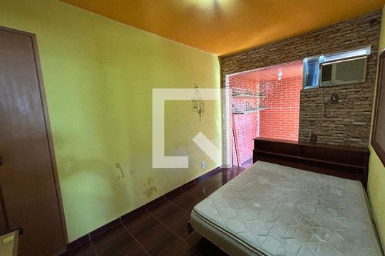 Quarto 1 de apartamento para alugar com 2 quartos, 65m² em Praça Seca, Rio de Janeiro