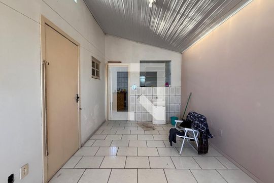 Casa à venda com 2 quartos, 80m² em Scharlau, São Leopoldo