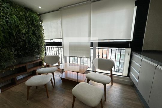 Varanda de apartamento à venda com 1 quarto, 64m² em Alphaville Empresarial, Barueri