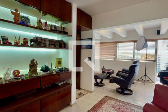 Sala de apartamento à venda com 1 quarto, 156m² em Jardins, São Paulo