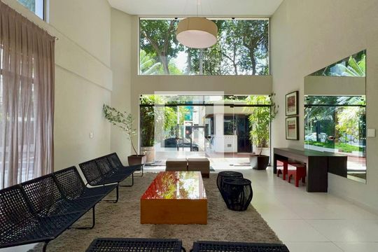 Hall de entrada de apartamento à venda com 1 quarto, 156m² em Jardins, São Paulo