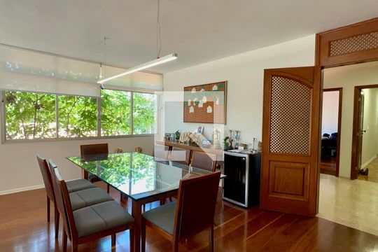 Sala de Jantar de casa à venda com 3 quartos, 420m² em Alto de Pinheiros, São Paulo