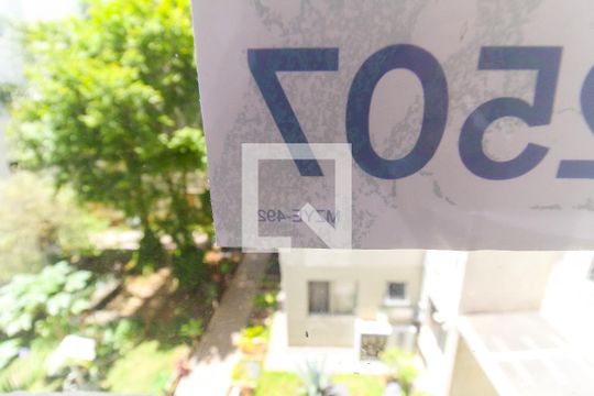 MZYE - 492 de apartamento à venda com 2 quartos, 43m² em Colônia (zona Leste), São Paulo