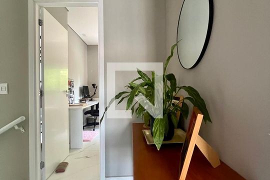 Corredor de casa de condomínio à venda com 2 quartos, 85m² em Parque Taquaral, Campinas