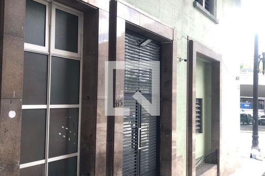 fachada  de kitnet/studio para alugar com 1 quarto, 39m² em Sé, São Paulo