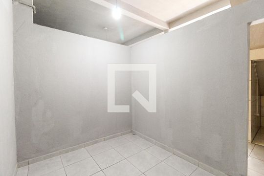 Quarto 2 de casa à venda com 2 quartos, 45m² em Parque Savoi City, São Paulo