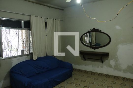 quarto de casa para alugar com 2 quartos, 381m² em Floresta, Nova Iguaçu