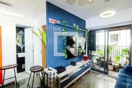 Sala/Cozinha de apartamento para alugar com 1 quarto, 30m² em Indianópolis, São Paulo