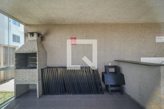 Área comum - Churrasqueira de apartamento à venda com 2 quartos, 42m² em Rubem Berta, Porto Alegre