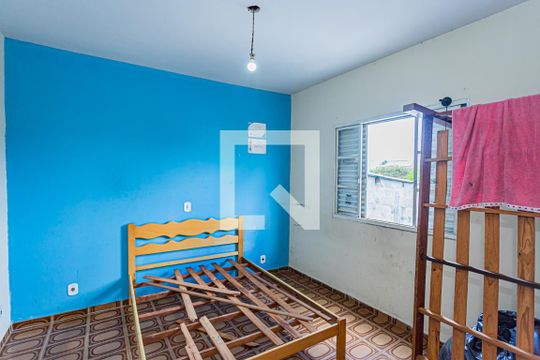 Quarto 1 de casa para alugar com 2 quartos, 110m² em Vila Serralheiro, São Paulo