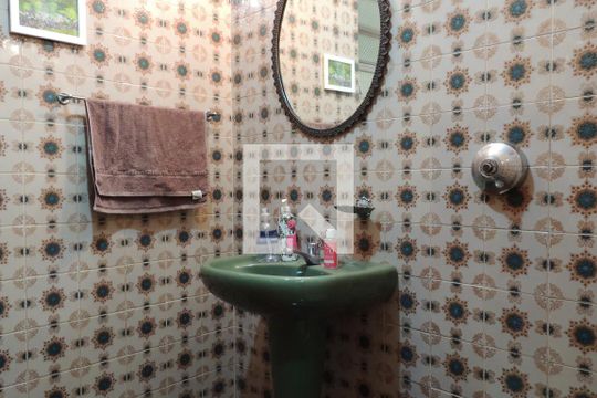 Lavabo de casa à venda com 3 quartos, 200m² em Tanque, Rio de Janeiro