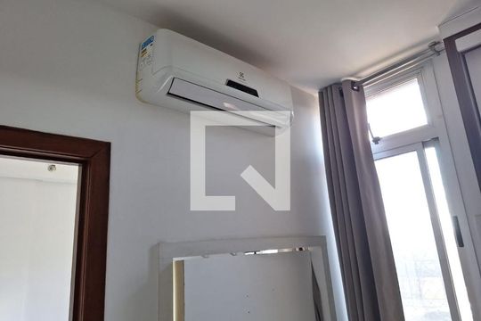 Apartamento para alugar com 1 quarto, 36m² em Zona Industrial (guará), Brasília