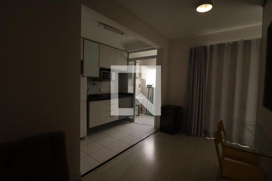 Sala de apartamento para alugar com 1 quarto, 48m² em Vila Arens, Jundiaí
