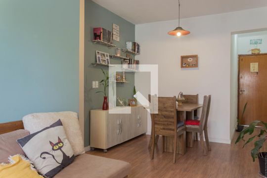 Sala de apartamento à venda com 2 quartos, 69m² em Vila Euclides, São Bernardo do Campo