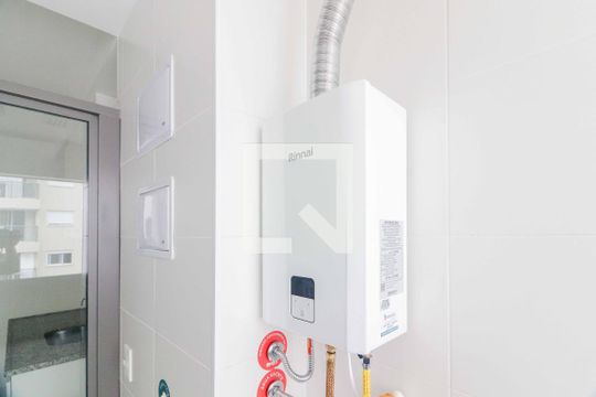 Cozinha e Área de Serviço de apartamento para alugar com 1 quarto, 45m² em Vila Sonia, São Paulo
