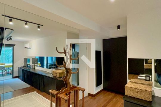 Hall de apartamento para alugar com 1 quarto, 72m² em Vila Madalena, São Paulo