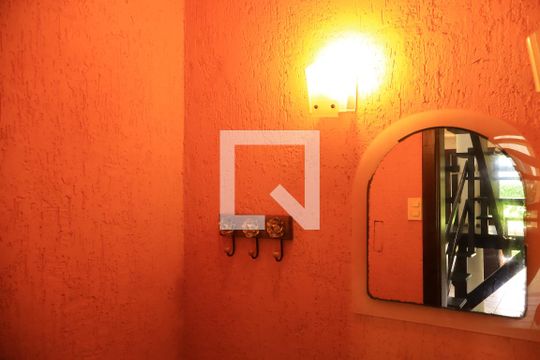 Lavabo de casa para alugar com 5 quartos, 250m² em Itapuã, Salvador