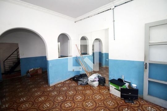 Sala de casa à venda com 3 quartos, 300m² em Irajá, Rio de Janeiro