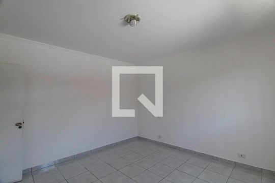 Quarto 1 de casa à venda com 4 quartos, 240m² em Jardim Santa Adelia, São Paulo