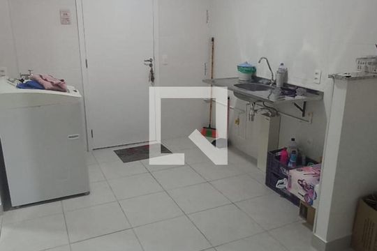 Cozinha de apartamento para alugar com 2 quartos, 33m² em Vila Nova Curuca, São Paulo