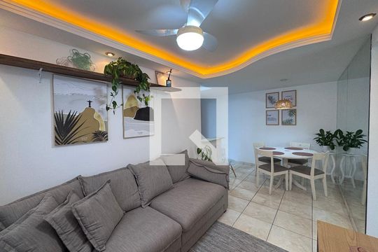 Sala de apartamento à venda com 2 quartos, 59m² em Vargem Pequena, Rio de Janeiro