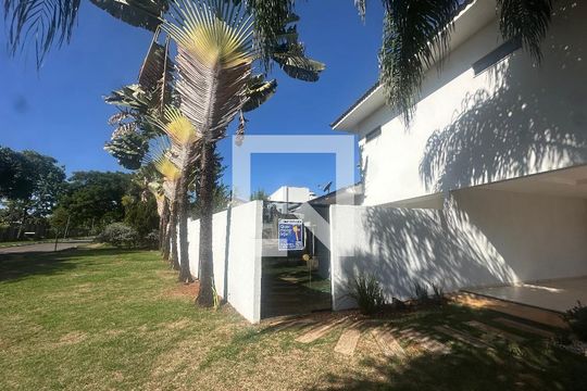 Casa de Condomínio para alugar com 3 quartos, 400m² em Residencial Granville, Goiânia