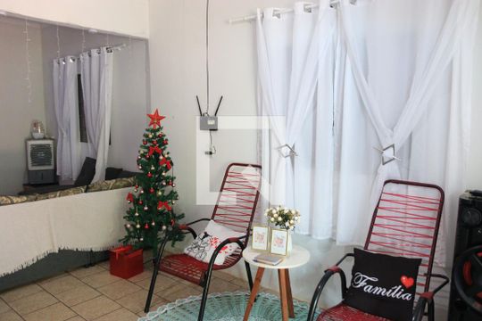 Sala de casa à venda com 2 quartos, 450m² em Setor Candida de Morais, Goiânia