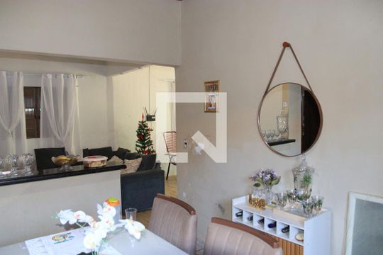 Sala de Jantar de casa à venda com 2 quartos, 450m² em Setor Candida de Morais, Goiânia