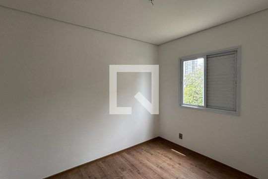 Suite de apartamento para alugar com 2 quartos, 50m² em Santa Terezinha, Santo André