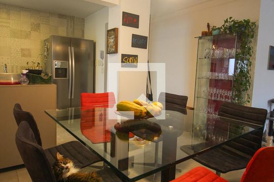Sala de apartamento à venda com 3 quartos, 77m² em Vila Progredior, São Paulo