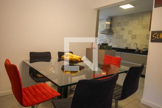 Sala de apartamento à venda com 3 quartos, 77m² em Vila Progredior, São Paulo