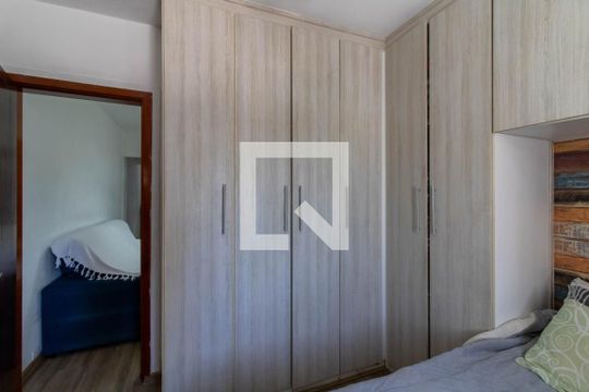 Quarto 1 de casa à venda com 2 quartos, 121m² em Jardim Terezopolis, Guarulhos