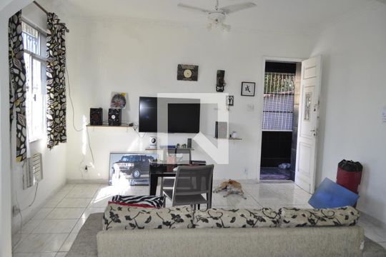 Casa à venda com 6 quartos, 600m² em Cachambi, Rio de Janeiro